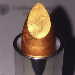 24K Gold Shimmering Lipstick Luxhan Beauty